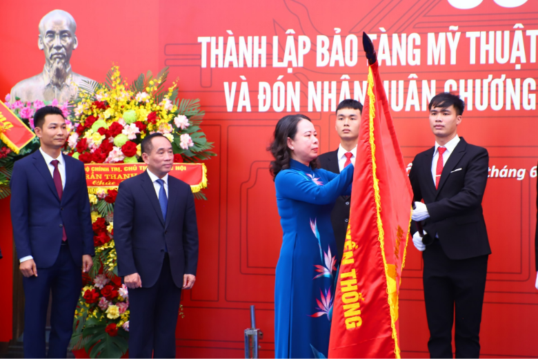 [Ảnh] Lễ kỷ niệm 60 năm Bảo tàng Mỹ thuật Việt Nam và đón nhận Huân chương 88Clba1 con - Hoàn cược mỗi ngày 3.0% hạng Ba