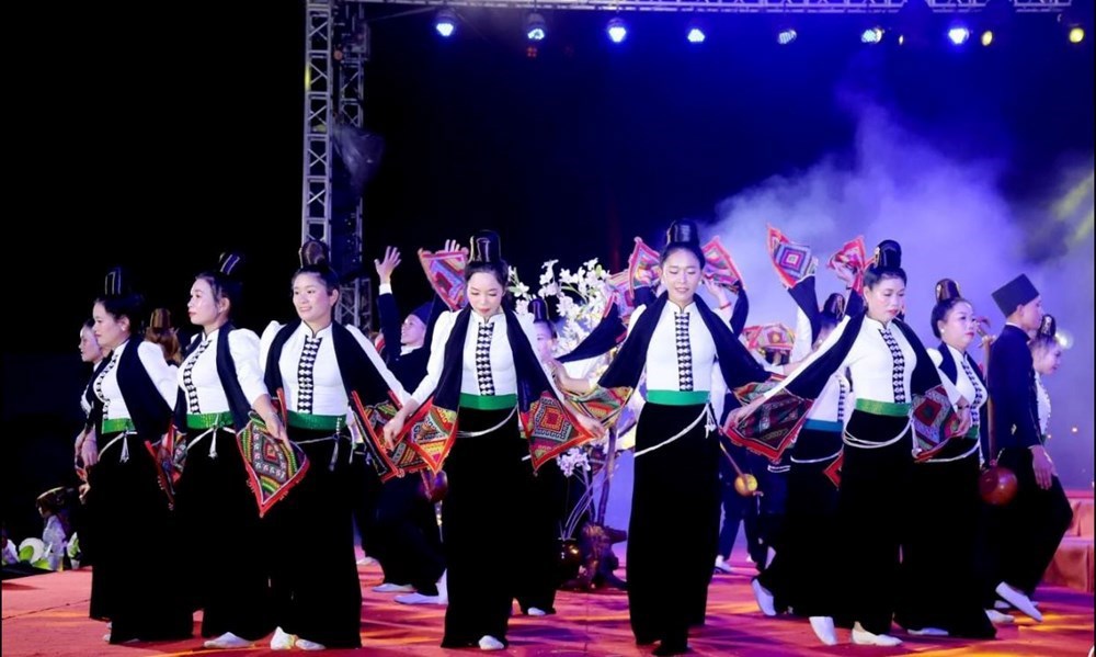Phát triển 88Clbvip1 casino, bắn cá, xổ số, thể thao, con người Sơn La toàn diện, đậm đà bản sắc dân tộc - ảnh 1