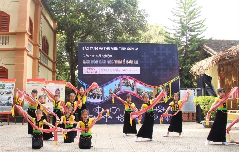 Phát triển 88Clbvip1 casino, bắn cá, xổ số, thể thao, con người Sơn La toàn diện, đậm đà bản sắc dân tộc - ảnh 2