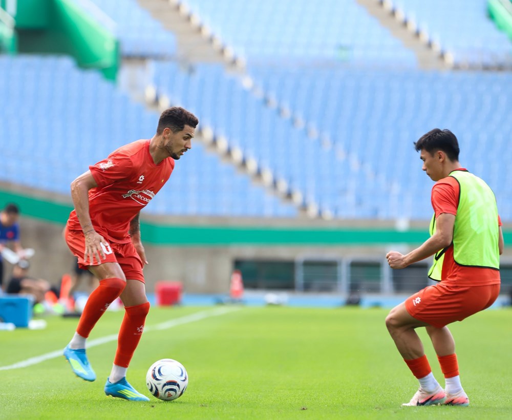 Đội tuyển Việt Nam hoàn thiện phương án tấn công trước màn thử sức với Yongin FC - ảnh 2