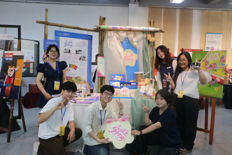 Vinh danh những ý tưởng sáng tạo từ làng nghề tại Re:Craft 2026