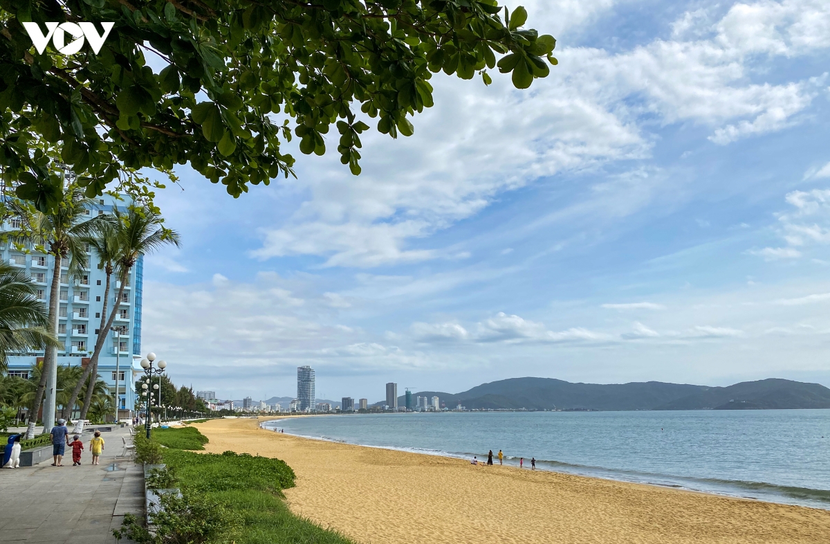quy nhon va du thuyen song mekong lot top tuyen chon cua lonely planet hinh anh 1