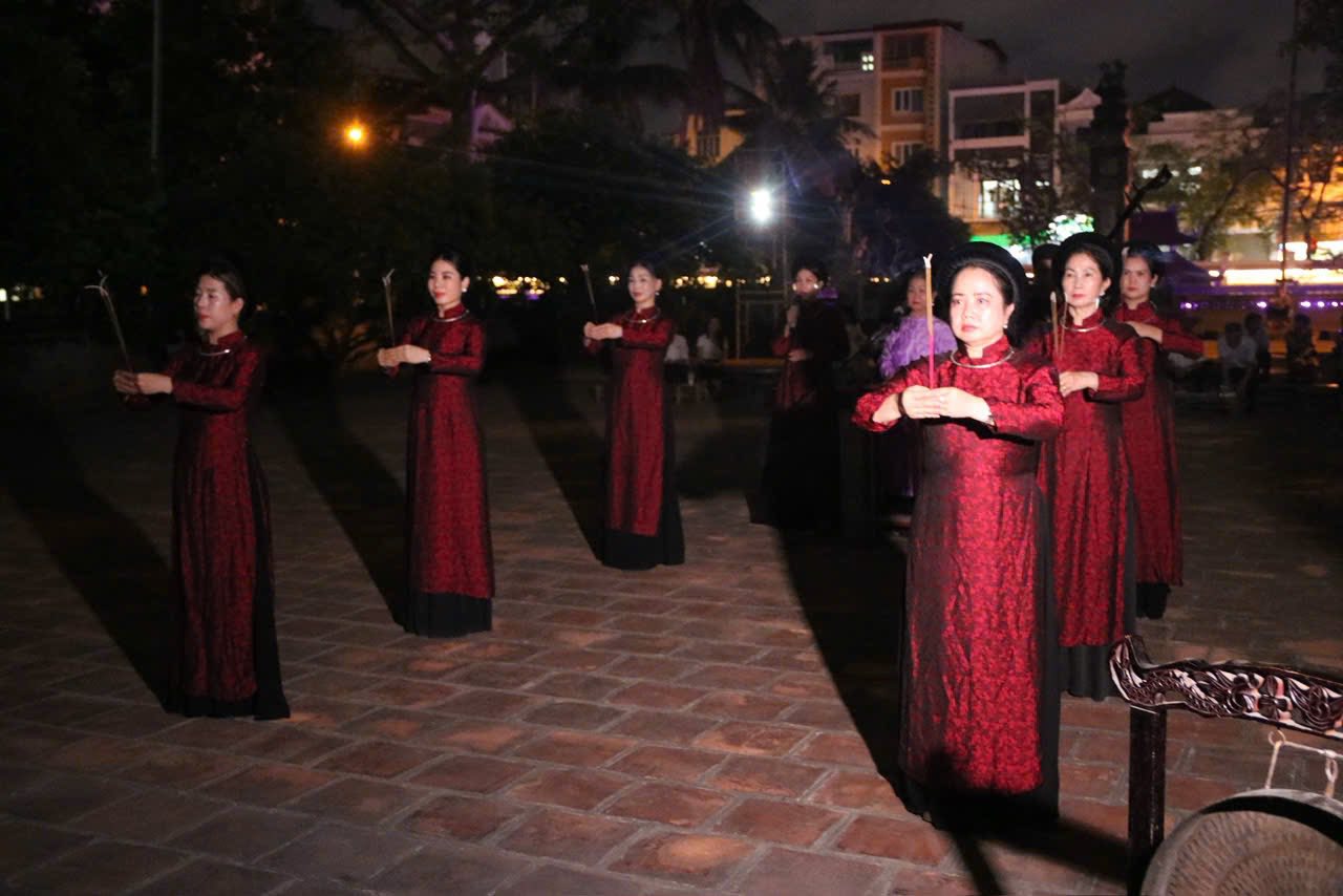 Dấu thiêng Hàng Kênh”- sản phẩm 88Clb f1.vip live casino, bắn cá, đá gà, thể thao đêm đầu tiên của thành phố Hải Phòng sẽ diễn ra vào 28/6/2025 tới - Ảnh 2.