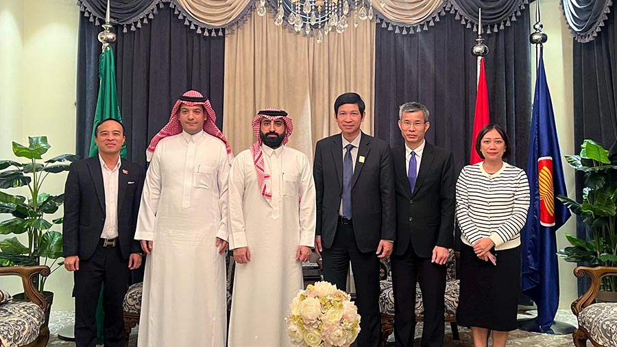Ả-rập Xê-út mong muốn thúc đẩy hợp tác 88Clbvip2 nhà cái World Cup 2026, tăng cường kết nối 88Clb f1.vip live casino, bắn cá, đá gà, thể thao với Việt Nam - Ảnh 3.