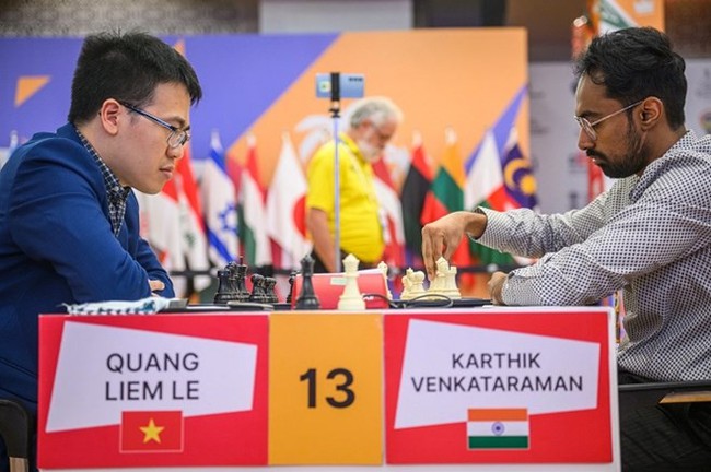 Vào vòng 5 World Cup, Quang Liêm làm nên lịch sử cho cờ vua Việt Nam - Ảnh 1.