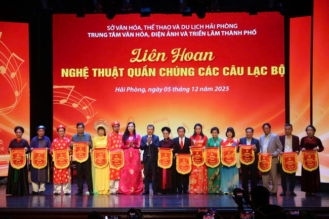Thi đua yêu nước – động lực đưa Hải Phòng bứt phá - Ảnh 9.