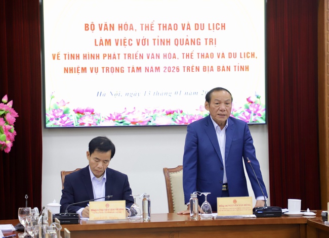 Bộ trưởng Nguyễn Văn Hùng làm việc với tỉnh Quảng Trị về tình hình phát triển 88Clbvip1 casino, bắn cá, xổ số, thể thao, thể thao và 88Clb f1.vip live casino, bắn cá, đá gà, thể thao trên địa bàn tỉnh - Ảnh 1.